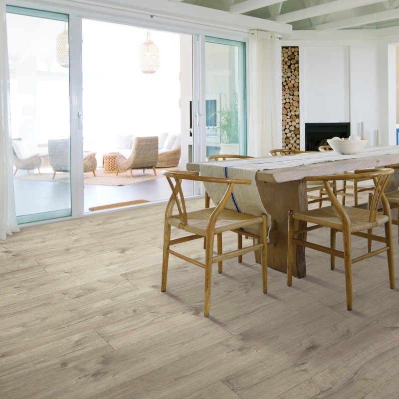 The Central CT and Litchfield Counties area’s best laminate flooring store is Plymouth Home